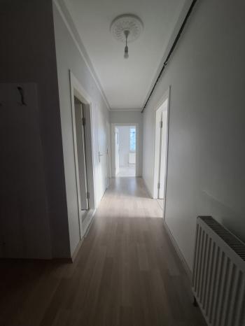GÜVENAY - ÇORUM YAVRUTURNA MAH. EMEK CADDESİ ÜZERİ 3+1 KİRALIK DAİRE
