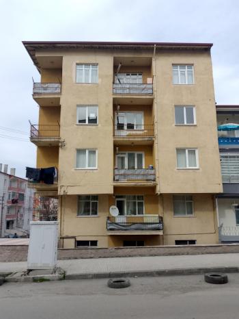 GÜVENAY -  ÇORUM GÜLABİBEY MAH. BEYTEPE 1. DADDESİ ÜZERİ KİRALIK DAİRE