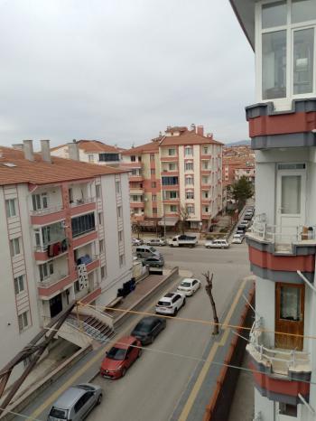 GÜVENAY -  ÇORUM GÜLABİBEY MAH. BEYTEPE 1. DADDESİ ÜZERİ KİRALIK DAİRE