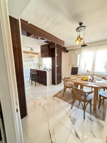 AFYON ÜÇOK EMLAKTAN CUMHURİYET MAH LÜX DUBLEX 4+1 DAİRE 