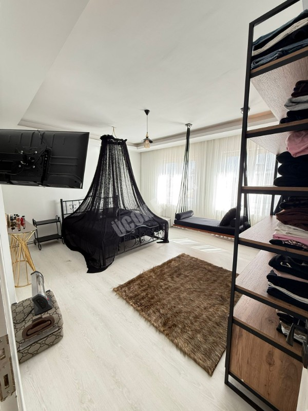 AFYON ÜÇOK EMLAKTAN CUMHURİYET MAH LÜX DUBLEX 4+1 DAİRE 