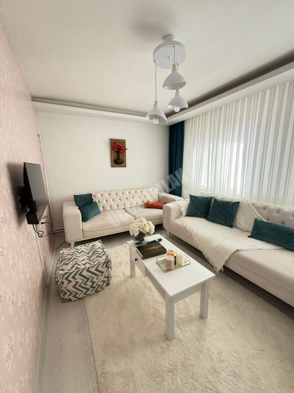 AFYON ÜÇOK EMLAKTAN CUMHURİYET MAH LÜX DUBLEX 4+1 DAİRE 