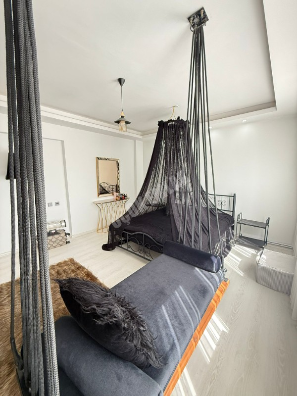 AFYON ÜÇOK EMLAKTAN CUMHURİYET MAH LÜX DUBLEX 4+1 DAİRE 