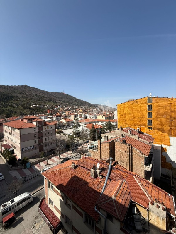 AFYON ÜÇOK EMLAKTAN CUMHURİYET MAH LÜX DUBLEX 4+1 DAİRE 