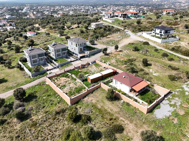 Didim Zümrüttepde Satılık 2 Adet Yan Yana Arsalar