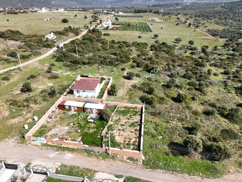 Didim Zümrüttepde Satılık 2 Adet Yan Yana Arsalar