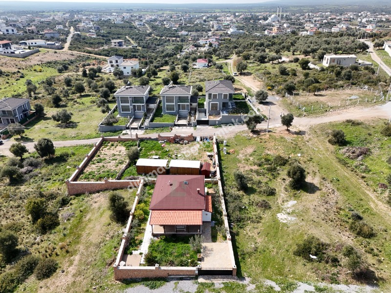 Didim Zümrüttepde Satılık 2 Adet Yan Yana Arsalar