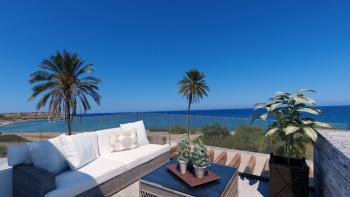 KKTC Esentepe'de Denize 100 Metre Mesafede Ödeme Planlı Satılık 3+1 Triplex Lüks Townhouses