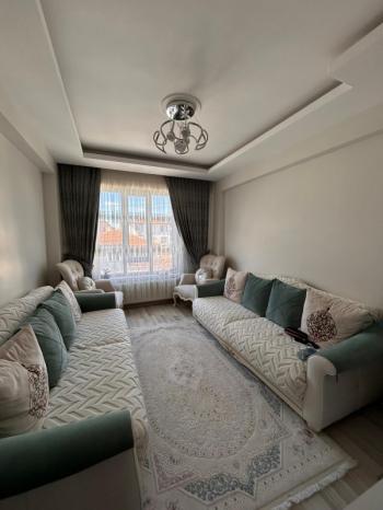 AFYON ÜÇOK EMLAKTAN HOCA AHMET YASEVİ MAH 3+1 115M² TEMİZ BAKIMLI SATILIK DAİRE 