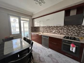 AFYON ÜÇOK EMLAKTAN HOCA AHMET YASEVİ MAH 3+1 115M² TEMİZ BAKIMLI SATILIK DAİRE 
