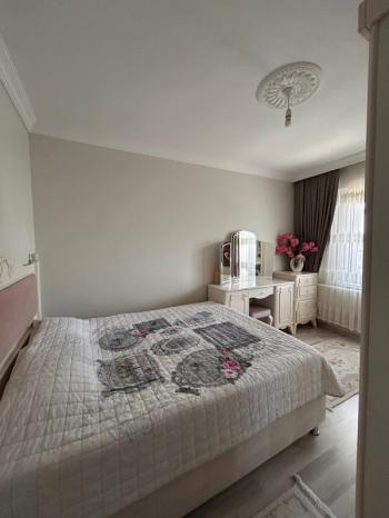 AFYON ÜÇOK EMLAKTAN HOCA AHMET YASEVİ MAH 3+1 115M² TEMİZ BAKIMLI SATILIK DAİRE 