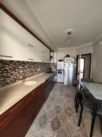 AFYON ÜÇOK EMLAKTAN HOCA AHMET YASEVİ MAH 3+1 115M² TEMİZ BAKIMLI SATILIK DAİRE 