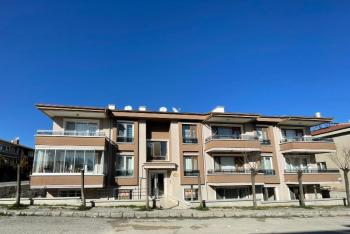 AFYON ÜÇOK EMLAKTAN FATİH MAH SATILIK 2+1 100M² DAİRE