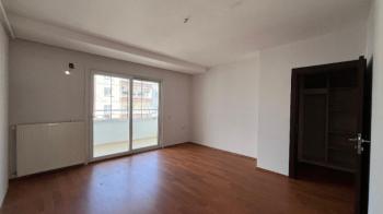 Elmas’tan Yeni Mh.’de Cepheleri Açık Ferah Bağımsız Mutfak 3+1