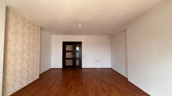 Elmas’tan Yeni Mh.’de Cepheleri Açık Ferah Bağımsız Mutfak 3+1