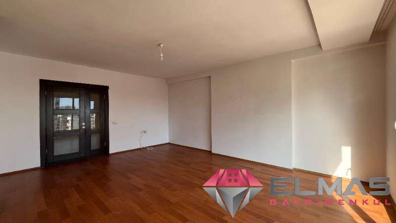 Elmas’tan Yeni Mh.’de Cepheleri Açık Ferah Bağımsız Mutfak 3+1