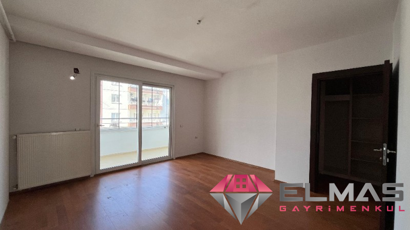 Elmas’tan Yeni Mh.’de Cepheleri Açık Ferah Bağımsız Mutfak 3+1