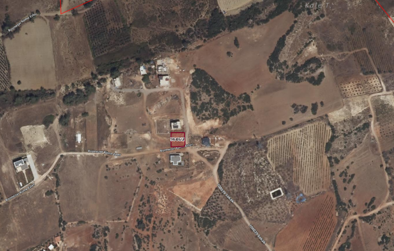 Elmas’tan Toroslar Kaşlı Mevkiinde 510 M2 Muhtelif Arsa