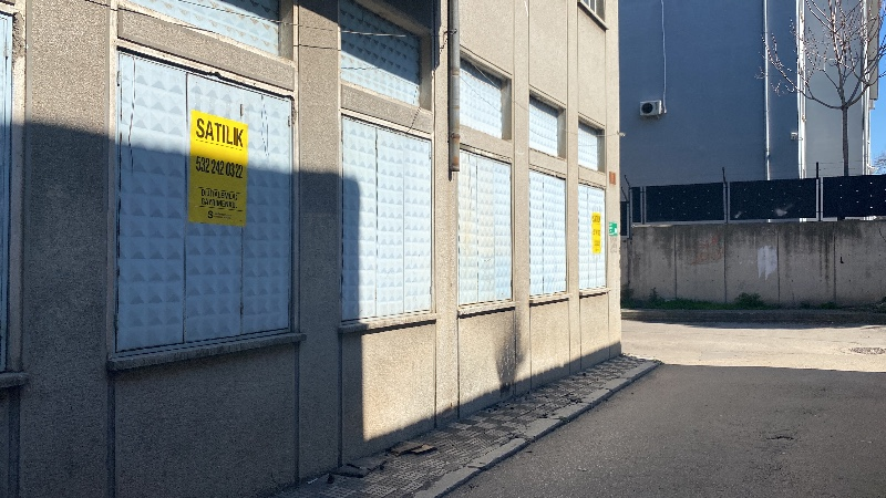 DijitalEmlak’tan Gülbahçe’de Merkezi konumda 288 m2 tabanda 3 Katlı 850 m2 Tekstil Atelyesi