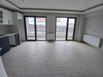 GÜVENAY - ÇORUM DR.İLHAN GÜREL KAFELER BÖLGESİ SATILIK 3+1 LÜKS DAİRE