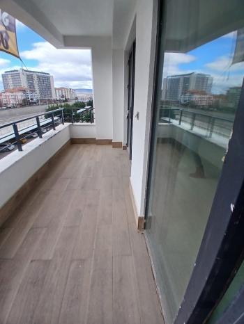 GÜVENAY - ÇORUM DR.İLHAN GÜREL KAFELER BÖLGESİ SATILIK 3+1 LÜKS DAİRE