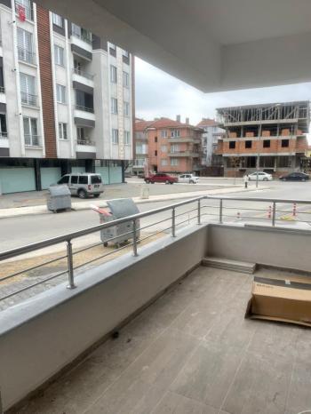 GÜVENAY – ÇORUM DOĞA KOLEJİ YAKINI – SIFIR YÜKSEK GİRİŞ 3+1 DAİRE