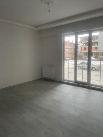 GÜVENAY – ÇORUM DOĞA KOLEJİ YAKINI – SIFIR YÜKSEK GİRİŞ 3+1 DAİRE