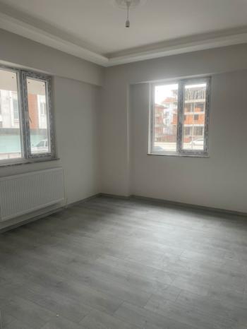 GÜVENAY – ÇORUM DOĞA KOLEJİ YAKINI – SIFIR YÜKSEK GİRİŞ 3+1 DAİRE