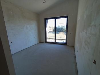 Güvenay - Çorum Üçtutlar Mahallesi Binevler 1. Caddesi Üzeri Satılık 6+1 Villa