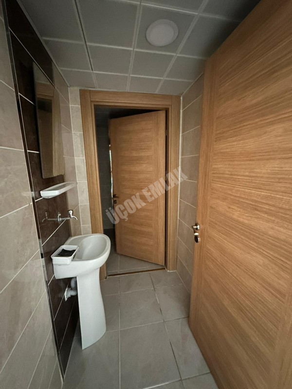 AFYON ÜÇOK EMLAKTAN KANLICA TOKİDE 3+1 135M² SATILIK DAİRE