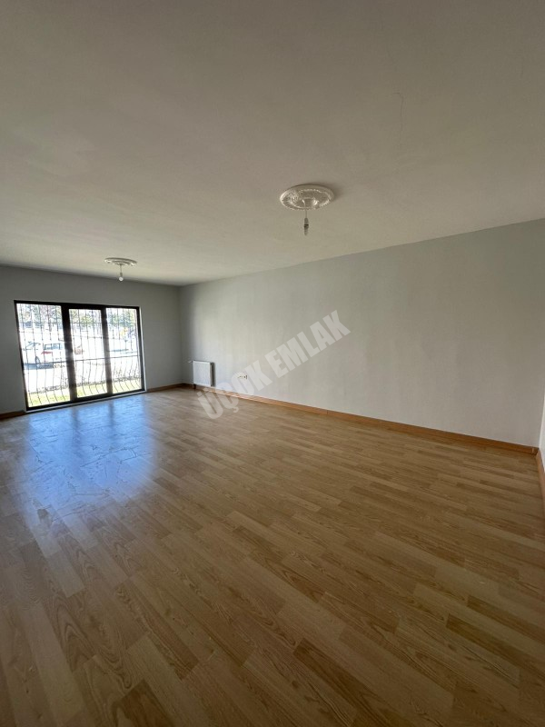 AFYON ÜÇOK EMLAKTAN KANLICA TOKİDE 3+1 135M² SATILIK DAİRE