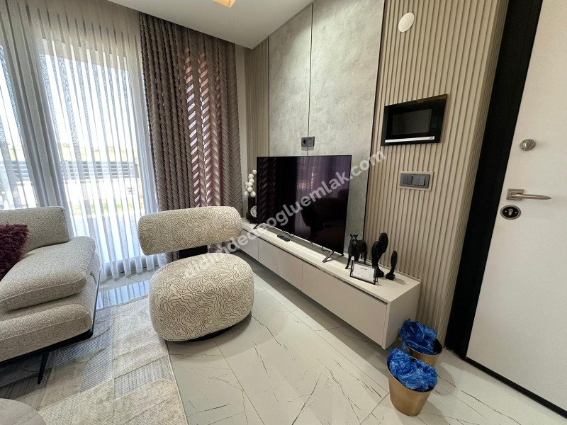 DİDİM CENNET KOY DENİZE 500 MT. HAVUZLU AKILLI SİSTEM LÜKS VİLLA