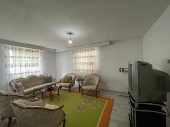 Güvenay - Çorum SSK Göğüs Hastanesi Karşısı Giriş Kat 2+1 Daire