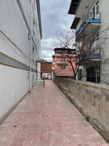 Güvenay - Çorum SSK Göğüs Hastanesi Karşısı Giriş Kat 2+1 Daire
