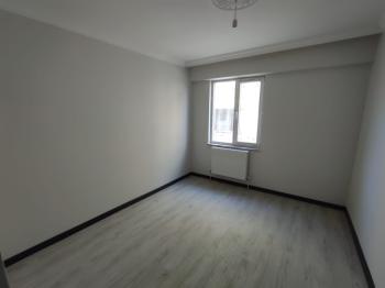 GÜVENAY - ÇORUM GÜLABİBEY EKİN CADDESİ ÜZERİ 2+1 SATILIK DAİRE