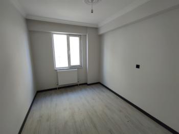 GÜVENAY - ÇORUM GÜLABİBEY EKİN CADDESİ ÜZERİ 2+1 SATILIK DAİRE