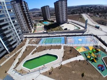 GÜVENAY - ÇORUM BİNEVLER UZAY ILICA SİTESİNDE 3+1 KİRALIK LÜKS DAİRE