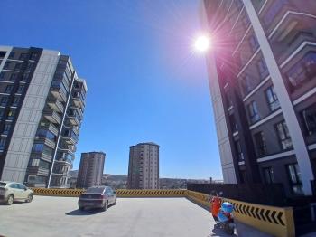 GÜVENAY - ÇORUM BİNEVLER UZAY ILICA SİTESİNDE 3+1 KİRALIK LÜKS DAİRE