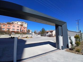 GÜVENAY - ÇORUM BİNEVLER UZAY ILICA SİTESİNDE 3+1 KİRALIK LÜKS DAİRE