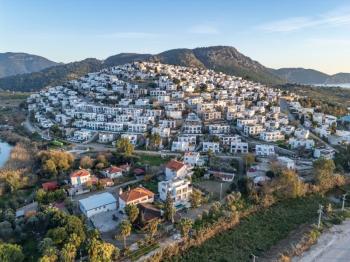 DALAMAN KAPIKARGINDA EŞYALI 2+1 DUBLEKS KİRALIK İKİZ VİLLA