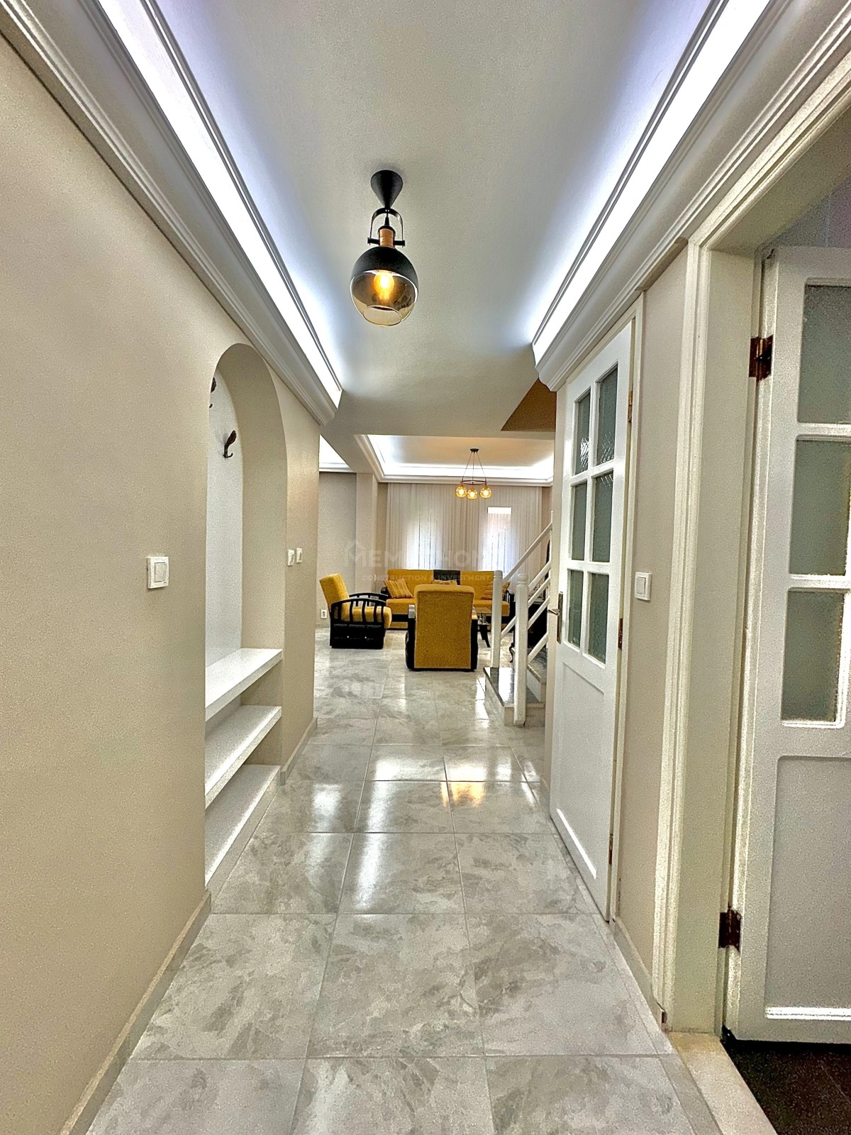 Demirtas 3+1 Duplex Villa Near Sea