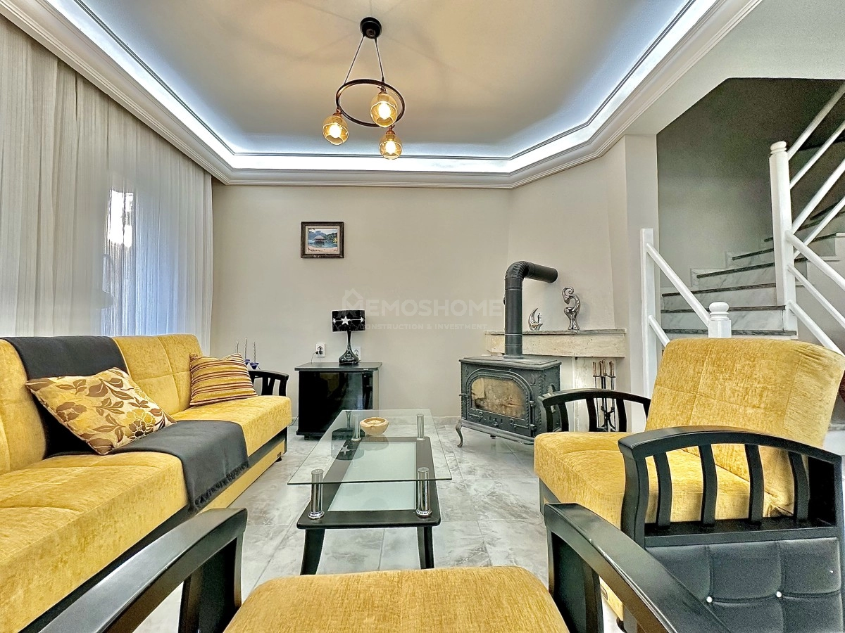 Demirtas 3+1 Duplex Villa Near Sea