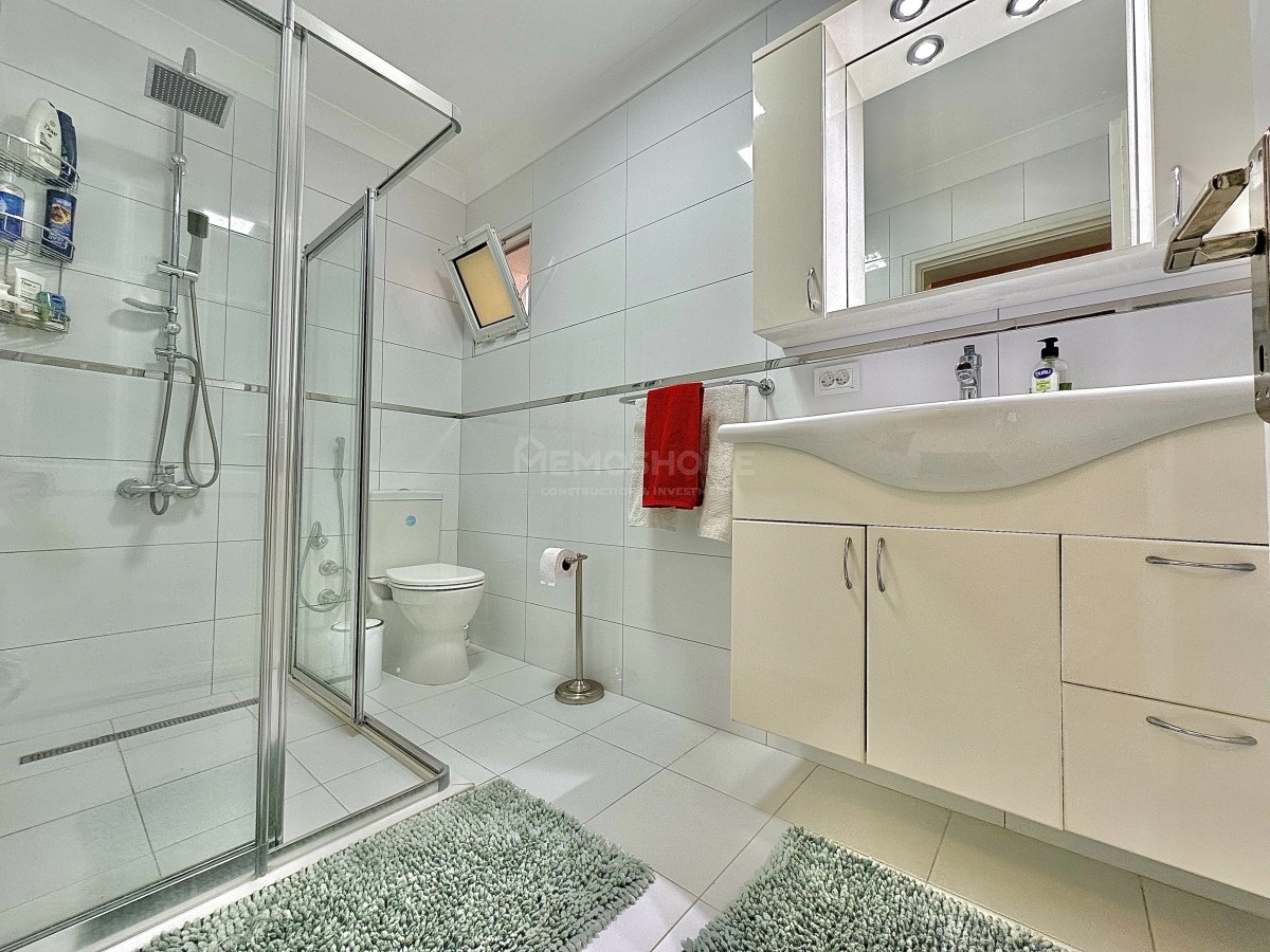 Demirtas 3+1 Duplex Villa Near Sea