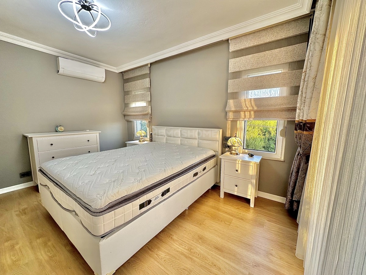 Demirtas 3+1 Duplex Villa Near Sea