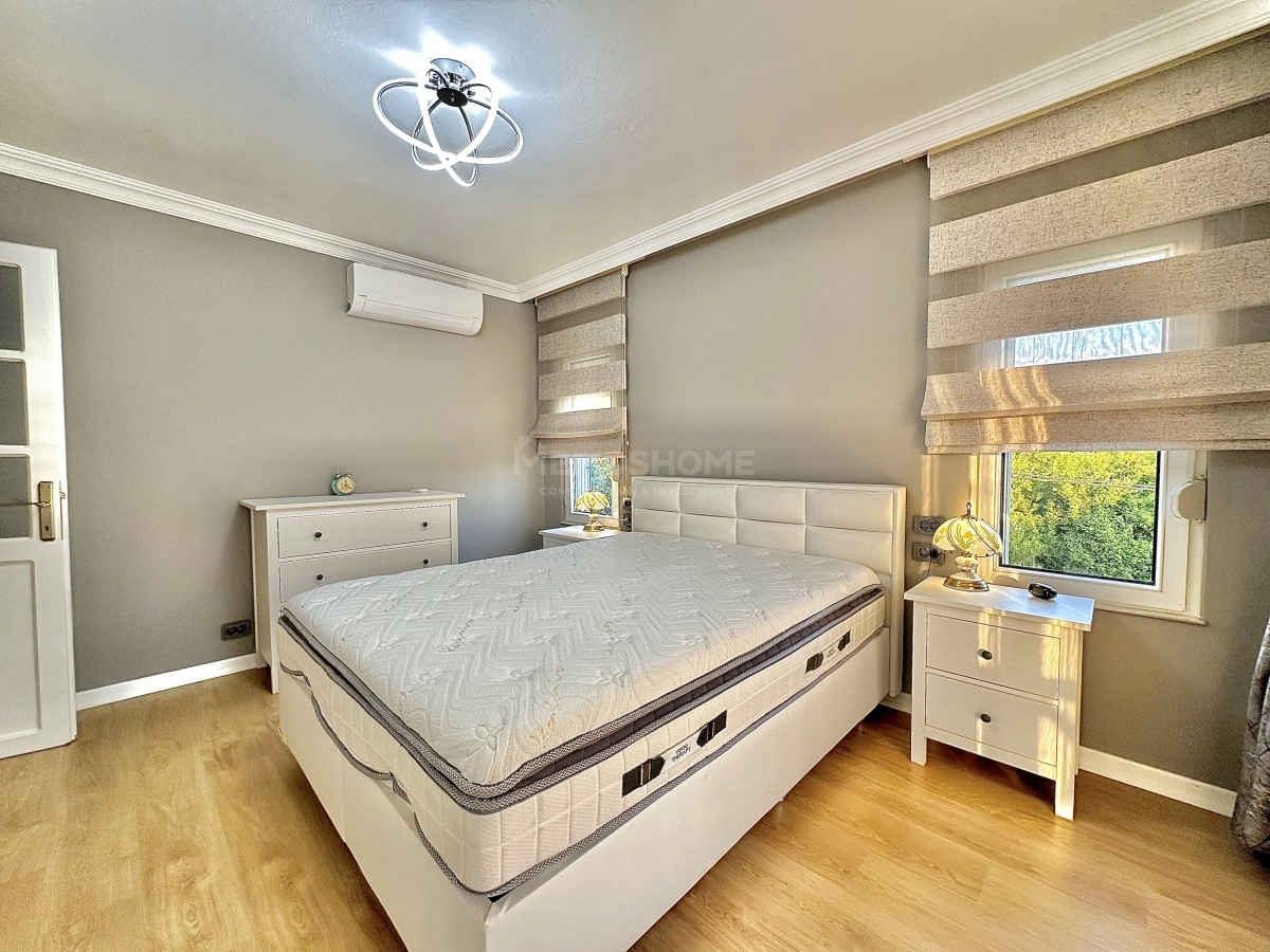 Demirtas 3+1 Duplex Villa Near Sea