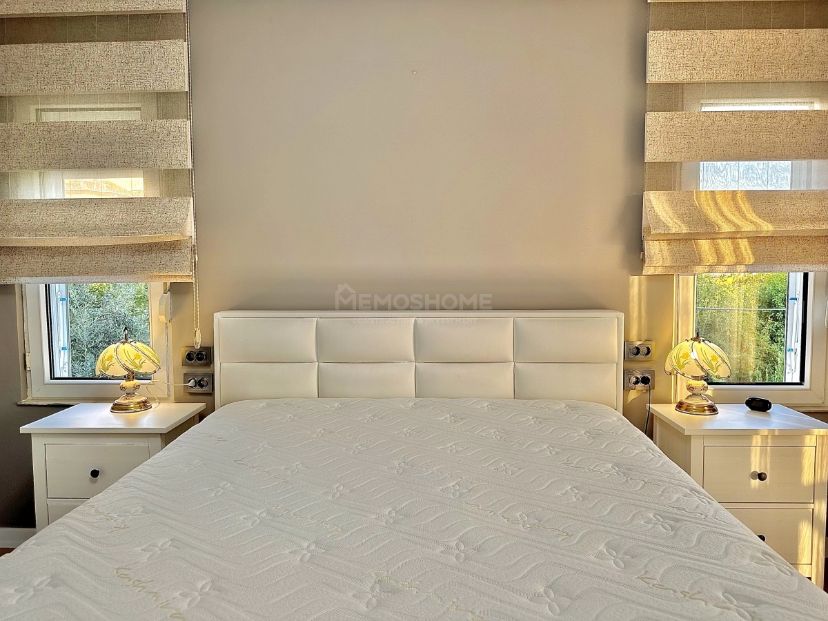 Demirtas 3+1 Duplex Villa Near Sea