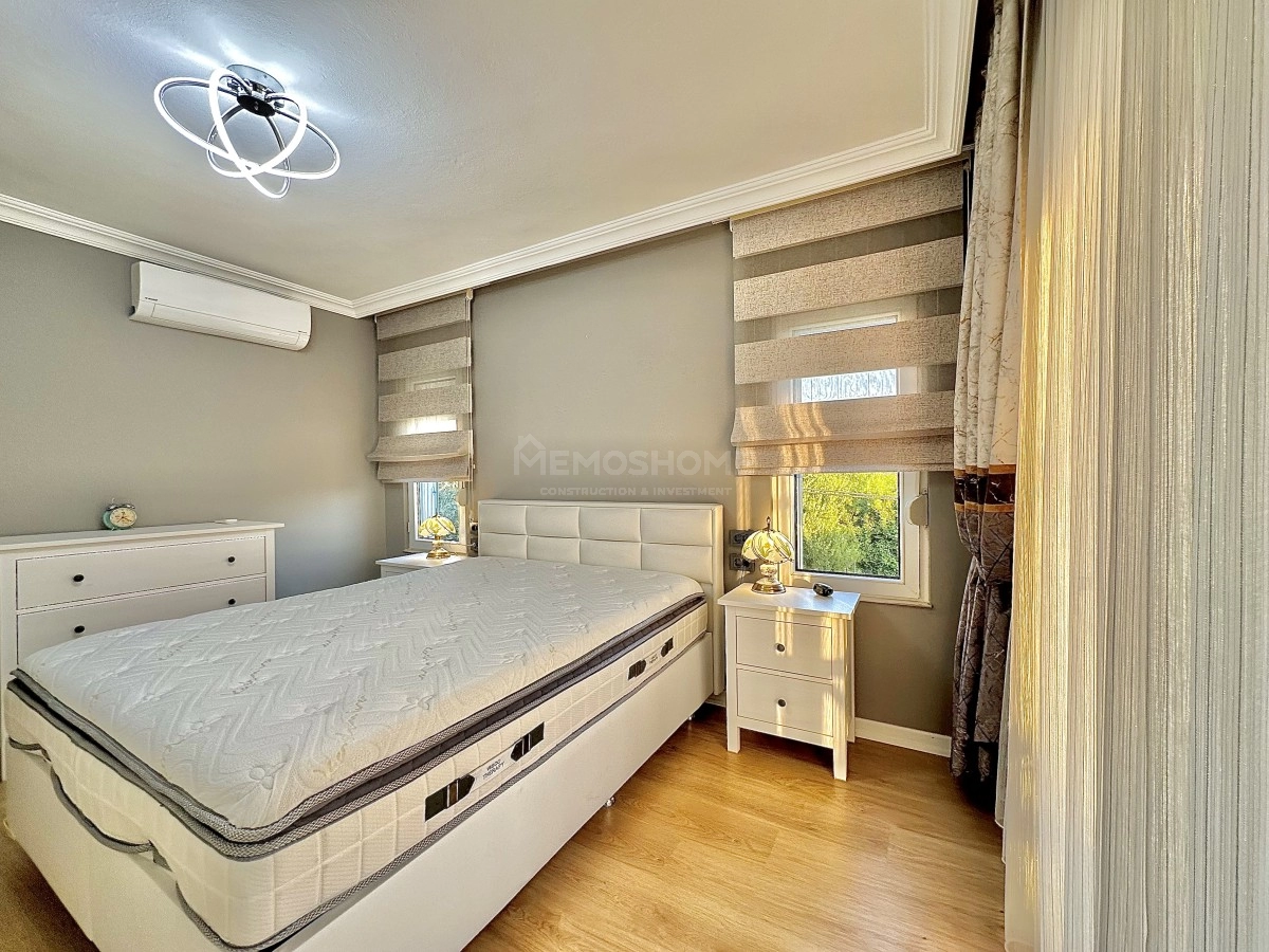 Demirtas 3+1 Duplex Villa Near Sea