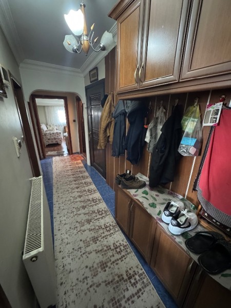 Yeşilpınar'da 3+1 Çatı Katı Büyük Teraslı Satılık Daire