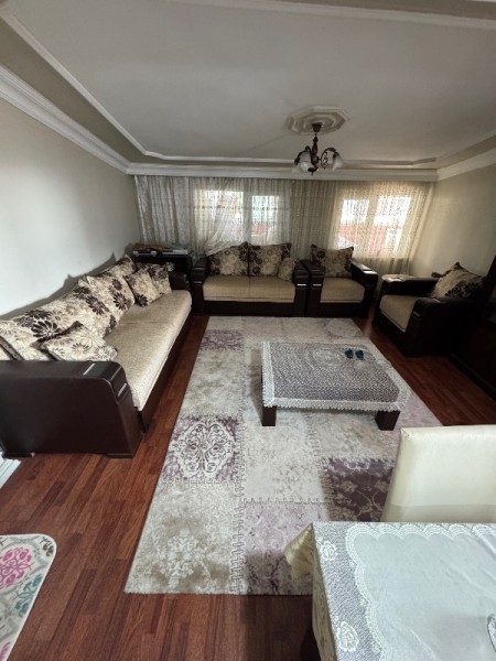 Yeşilpınar'da 3+1 Çatı Katı Büyük Teraslı Satılık Daire