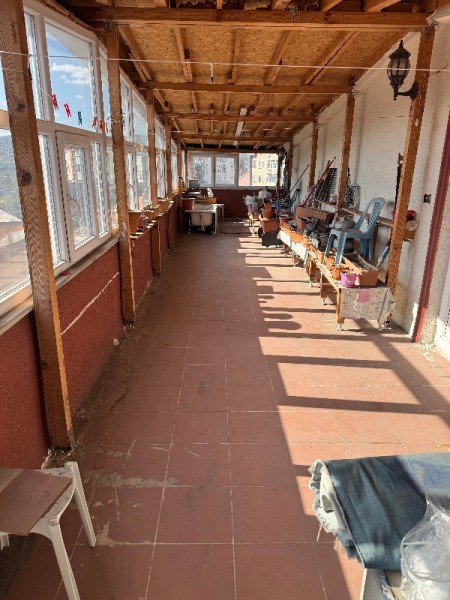 Yeşilpınar'da 3+1 Çatı Katı Büyük Teraslı Satılık Daire